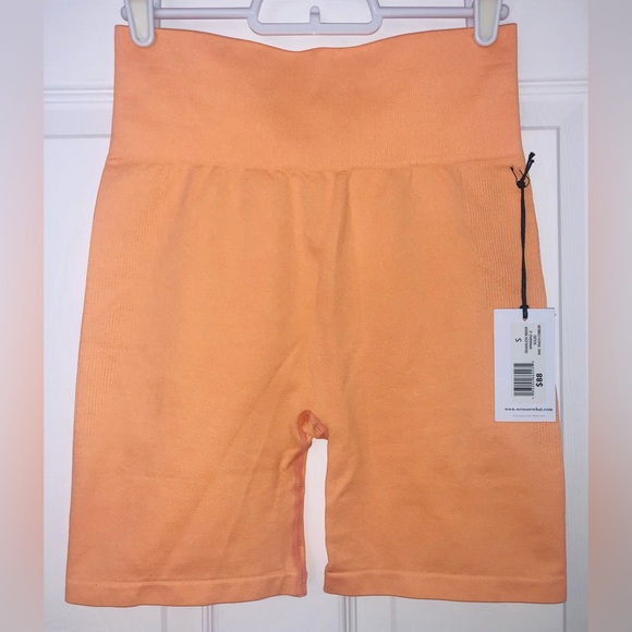 WeWoreWhat Pants - WeWoreWhat biker shorts (S)